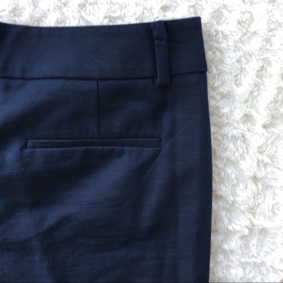 Ann Taylor navy capri pant size 6 signature fit - Picture 8 of 8